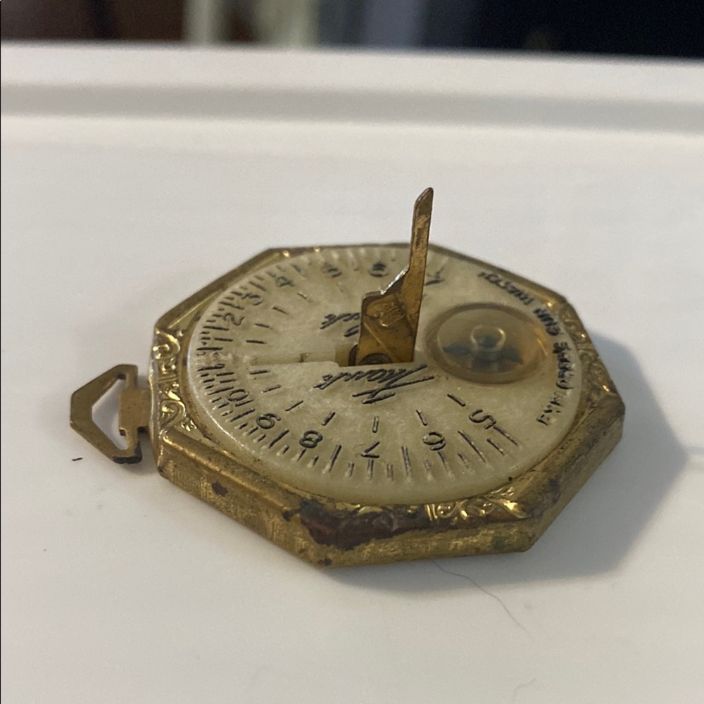 Vintage Frank Buck Explorer's Sun Watch - Picture 5 of 11